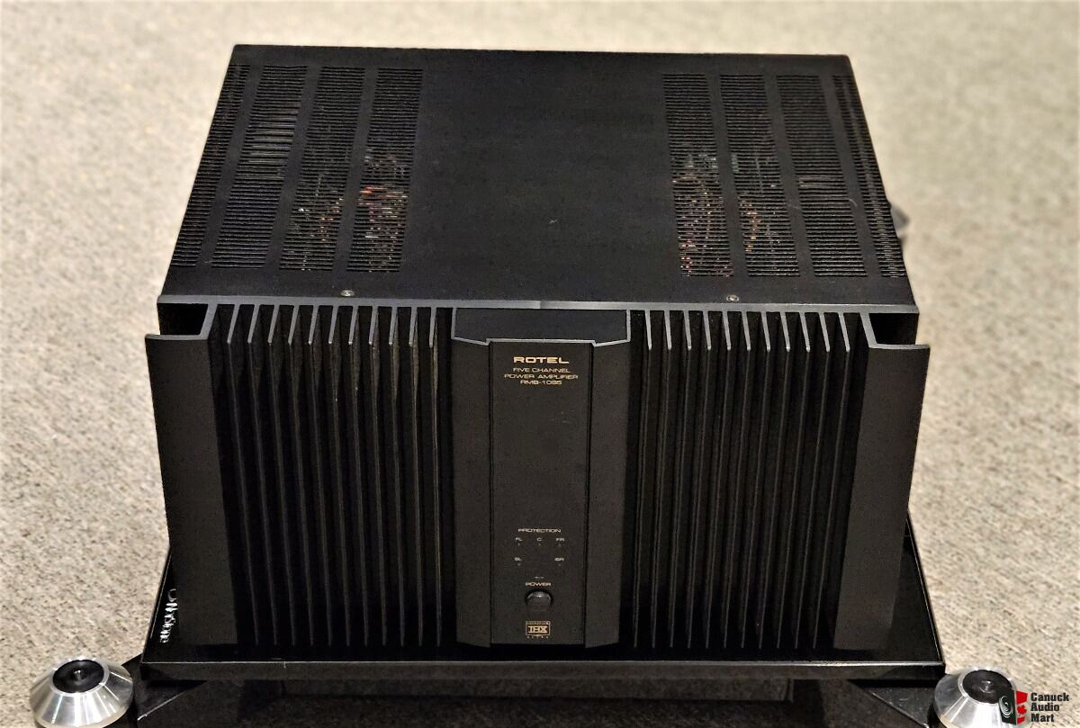 Rotel RMB 1095 200 Watts x 5. Beast! (Pre-Owned)