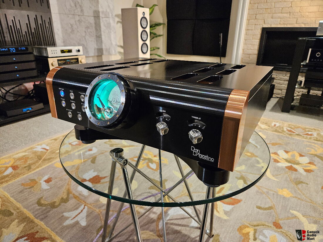 Dan D'Agostino Momentum HD Preamp! $22,500! Incredible Deal!