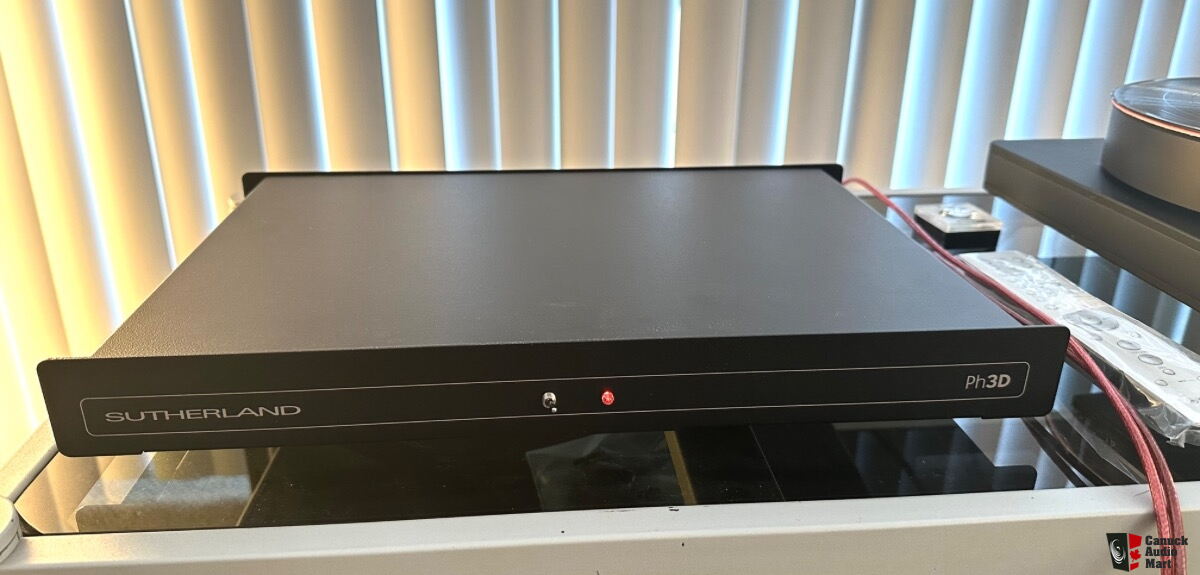 Sutherland PH-3D battery powered MM/MC Phono stage CAD $850.00