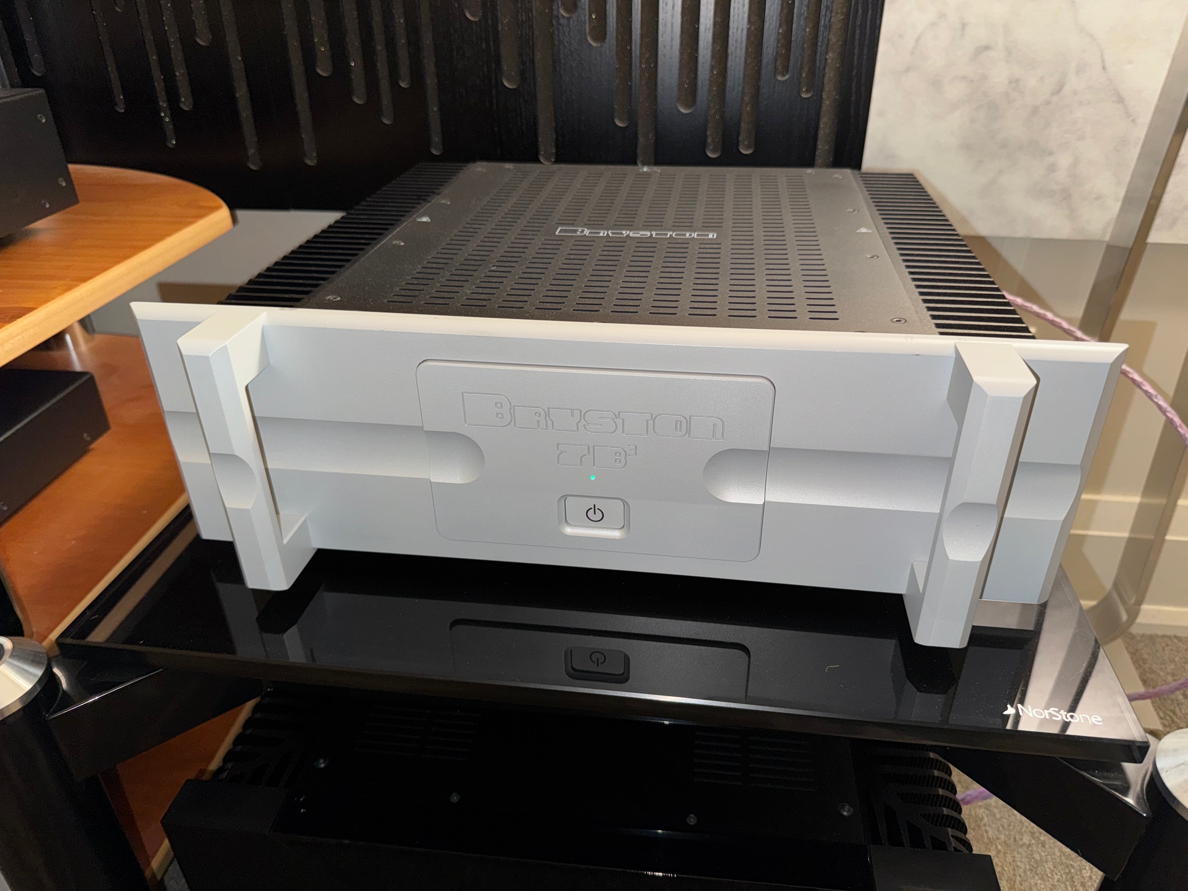Demo Sale! Bryston 7B Cube. 4 months Old!!! CAD $11895.00