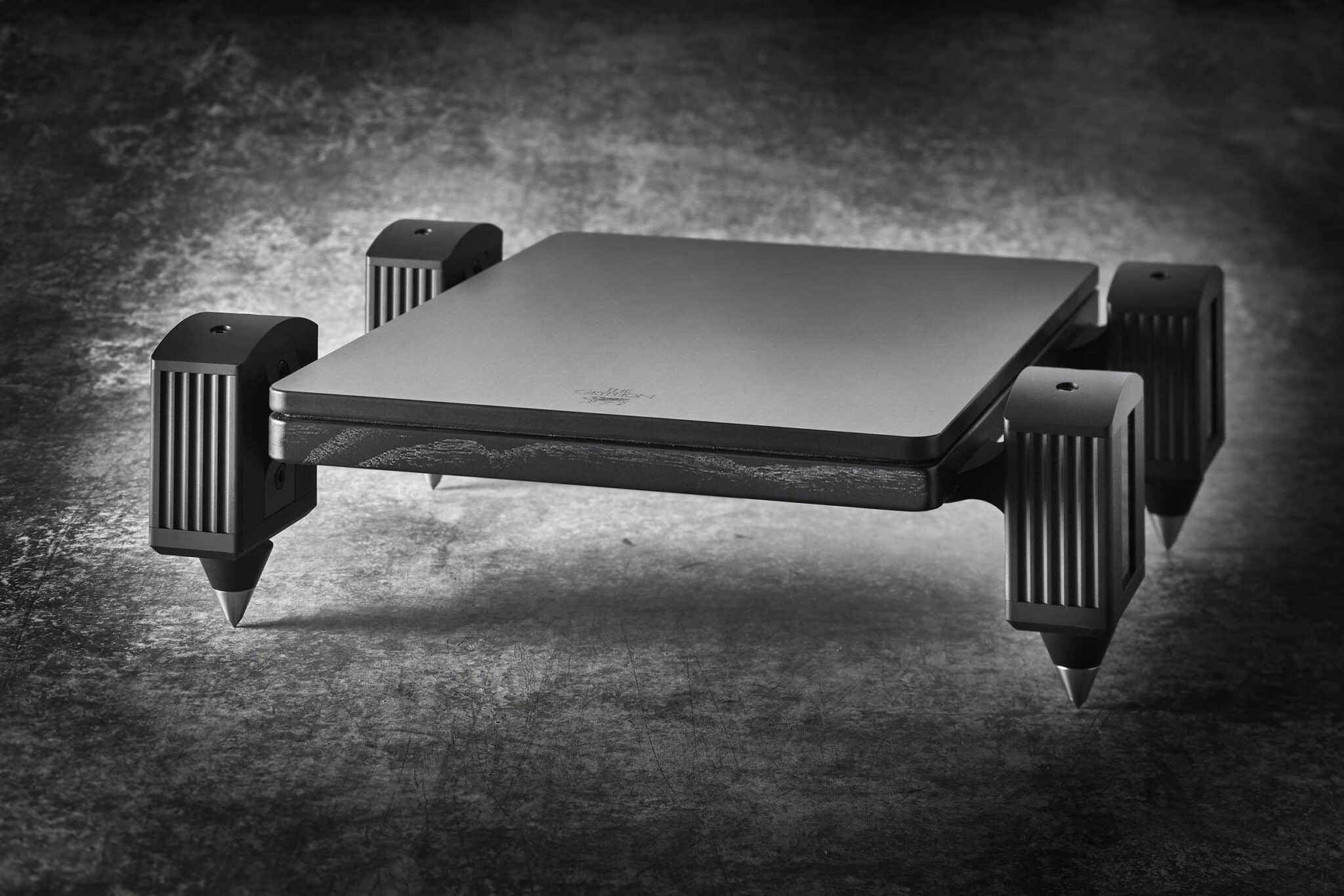 Gryphon StandArt Amp Stand (Email or Call For Availability)