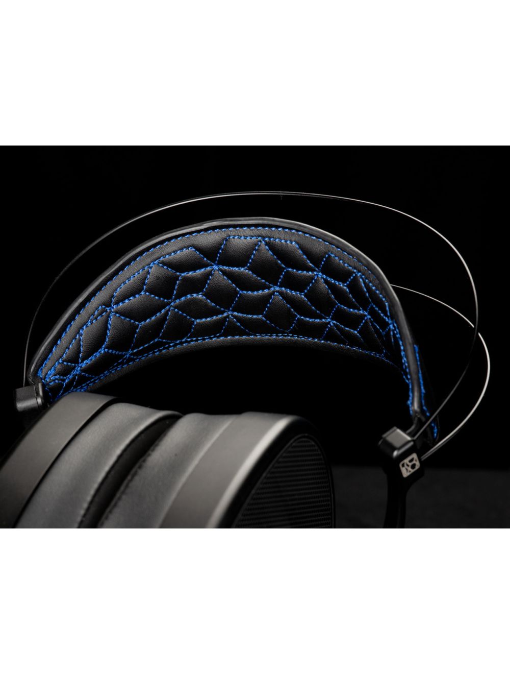 Dan Clark E3 Closed-Back Planar Magnetic Headphones with VIVO Cables