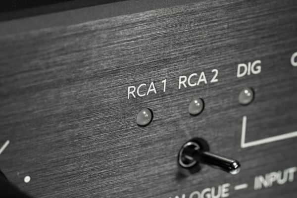 Violectric DHA V380 V2 Headphone Amp/DAC (Call/Email For Availability)