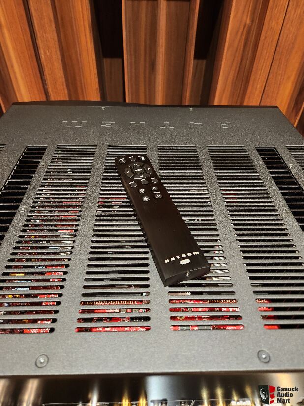 Anthem STR Stereo Receiver (Pre-owned)