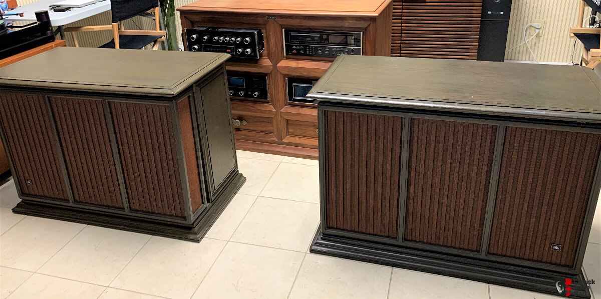 JBL C60 Sovereign S8R. Same drivers as the Paragon! Very Rare! (Pre-Owned)