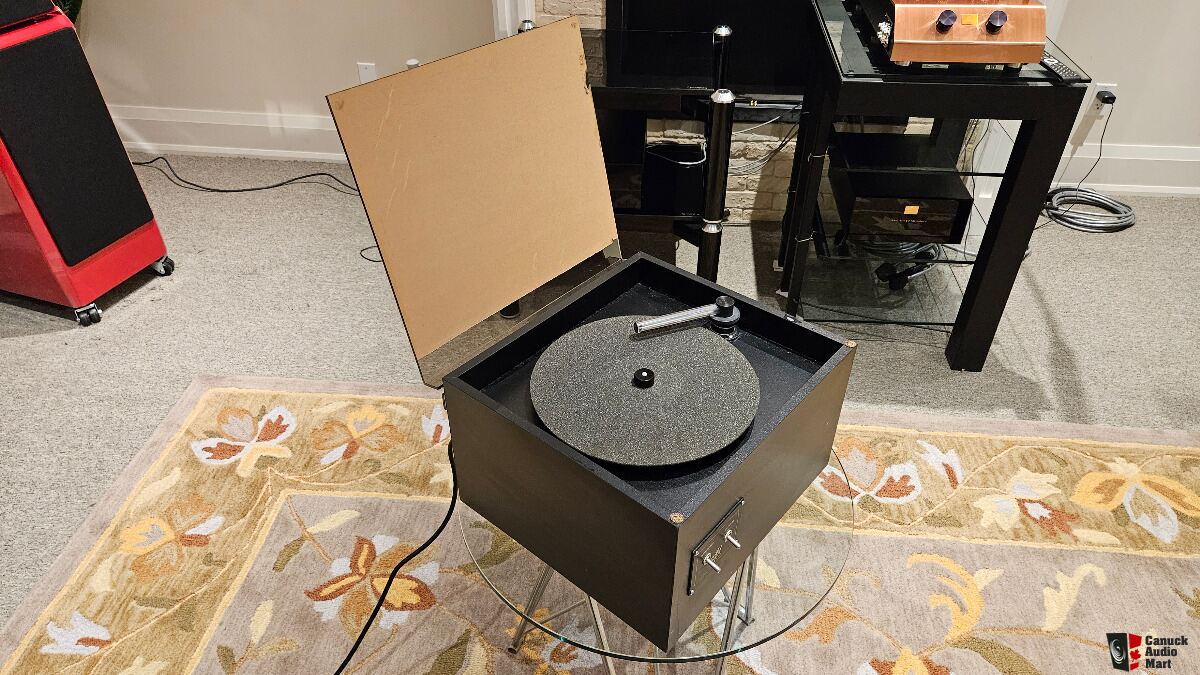 VPI HW16.5 Vacuum Record Cleaning Machine (Pre-Owned)