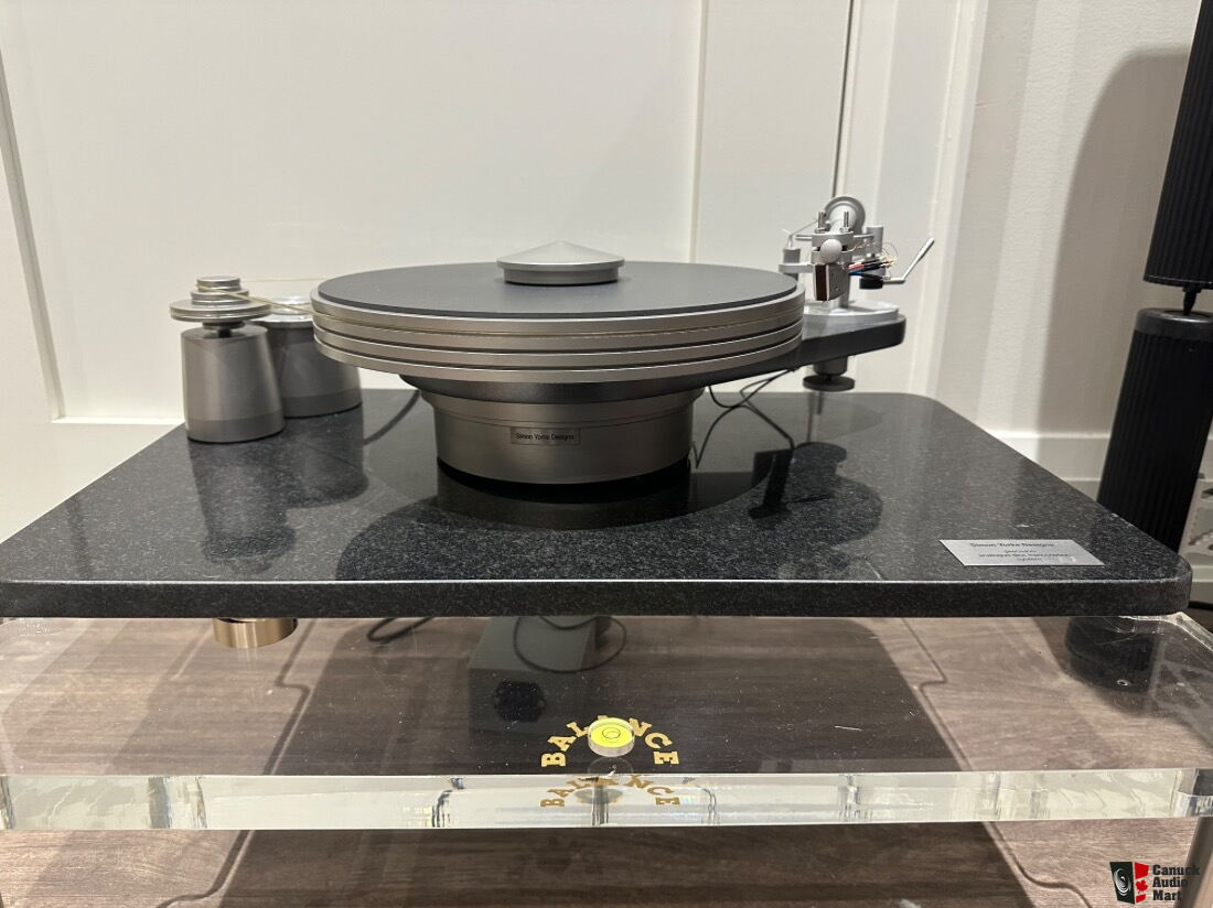 Simon Yorke S7 turntable with Kondo Japan KSL IO-J Moving Coil cartridge