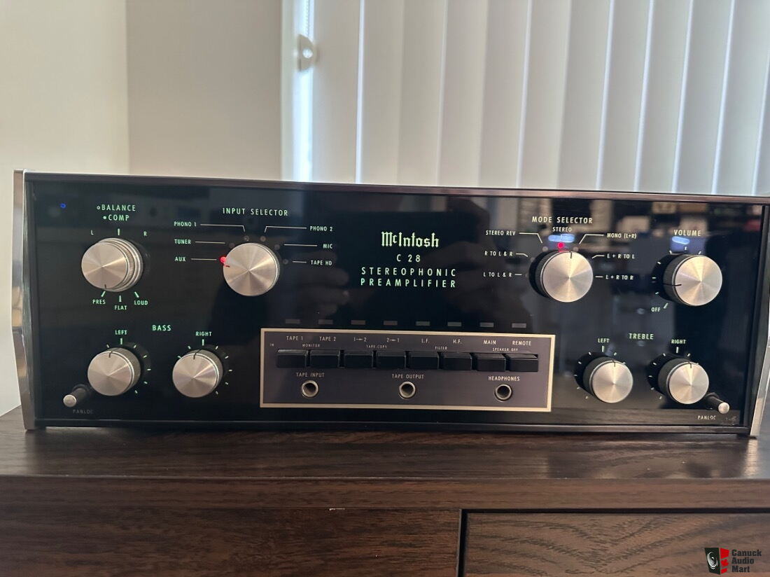 McIntosh C28 preamplifier