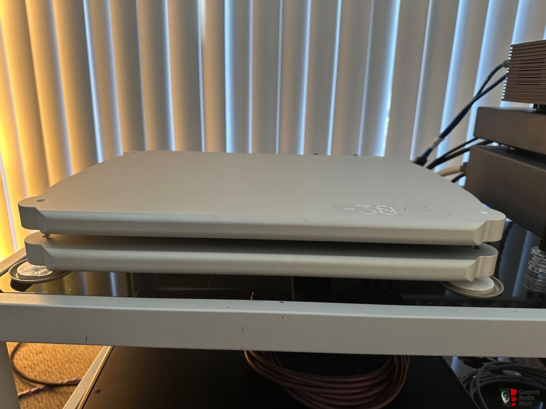 MSB Analog DAC with Full Size Power Supply. Incredible Buy