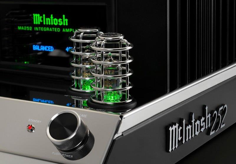 McIntosh MA252 Tube Hybrid Integrated Amplifier - Audio Excellence
