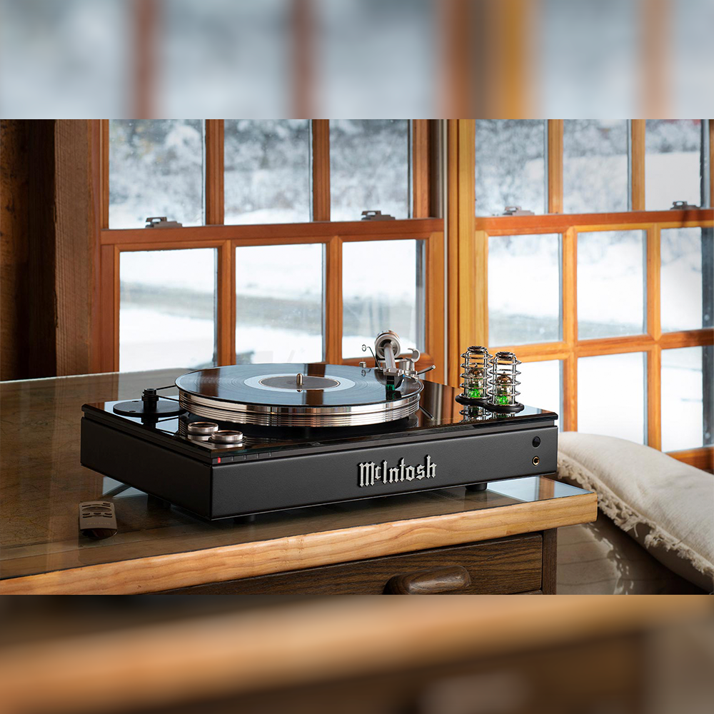 McIntosh MTI100 Integrated Turntable (In-Store Purchase Only & USD Pricing)