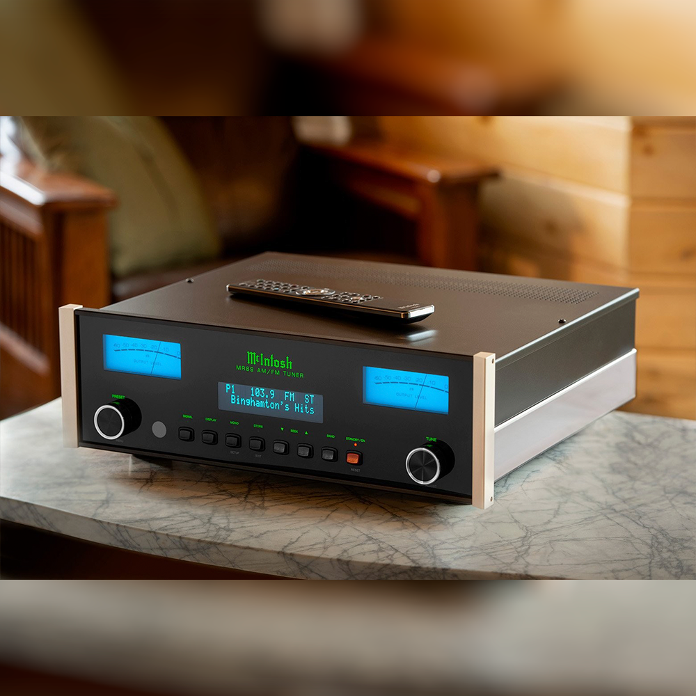 McIntosh MR89 AM/FM TUNER (In-Store Purchases Only & USD Pricing)