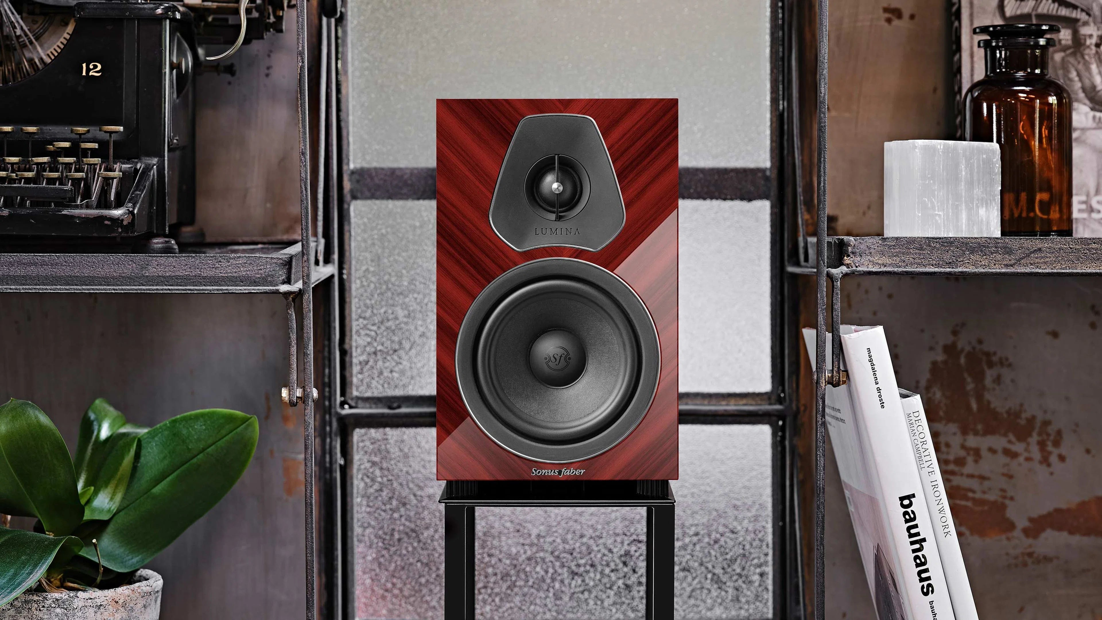Sonus Faber Lumina II Amator (Please call/In-Store Only)