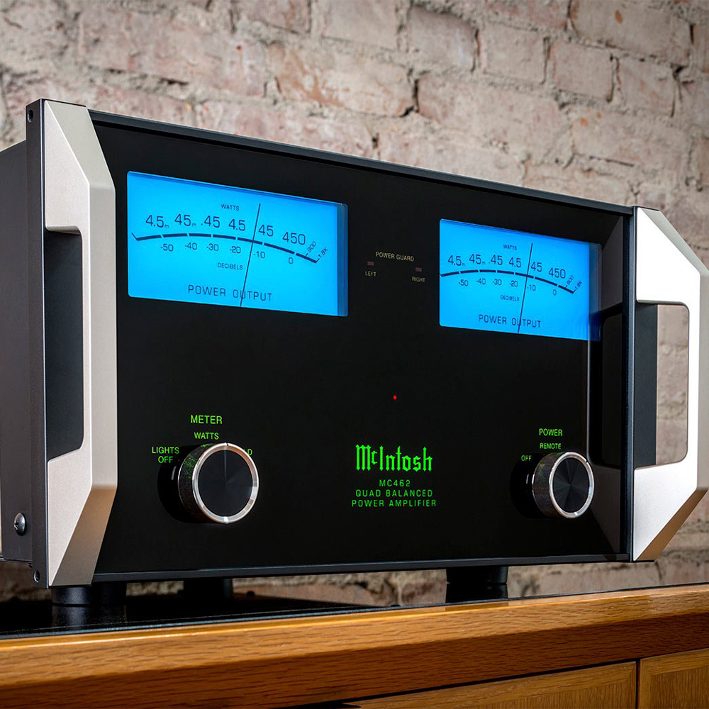 McIntosh MC462 Amplifier (In-Store Purchases Only)