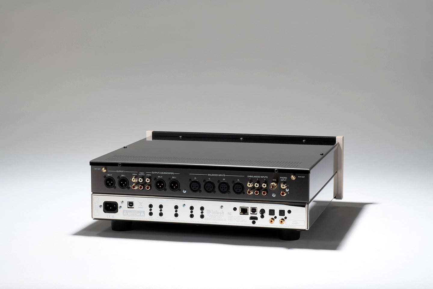 McIntosh CS7500 Streaming Preamplifier (In Store Purchases Only)