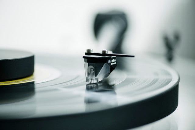 Pro-Ject XA B Turntable (PICK IT PRO B)